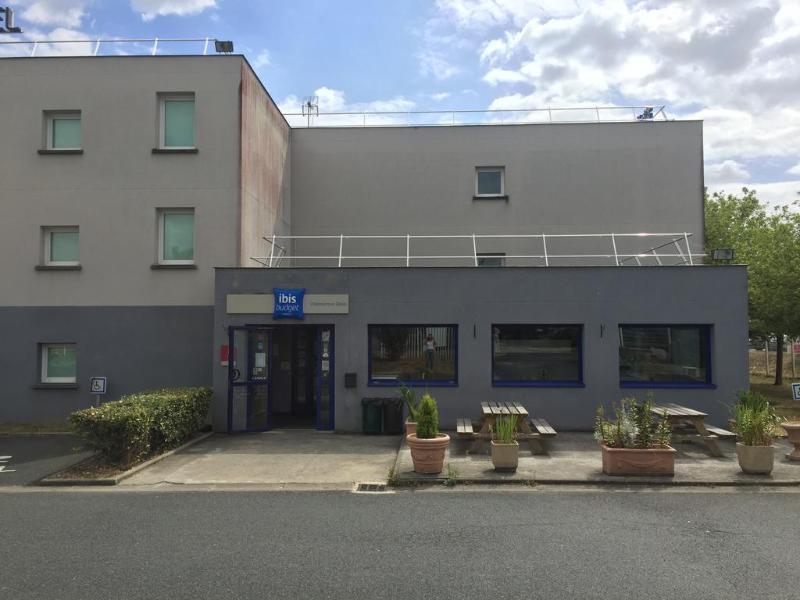 Chateauroux A20 L'occitane 2*