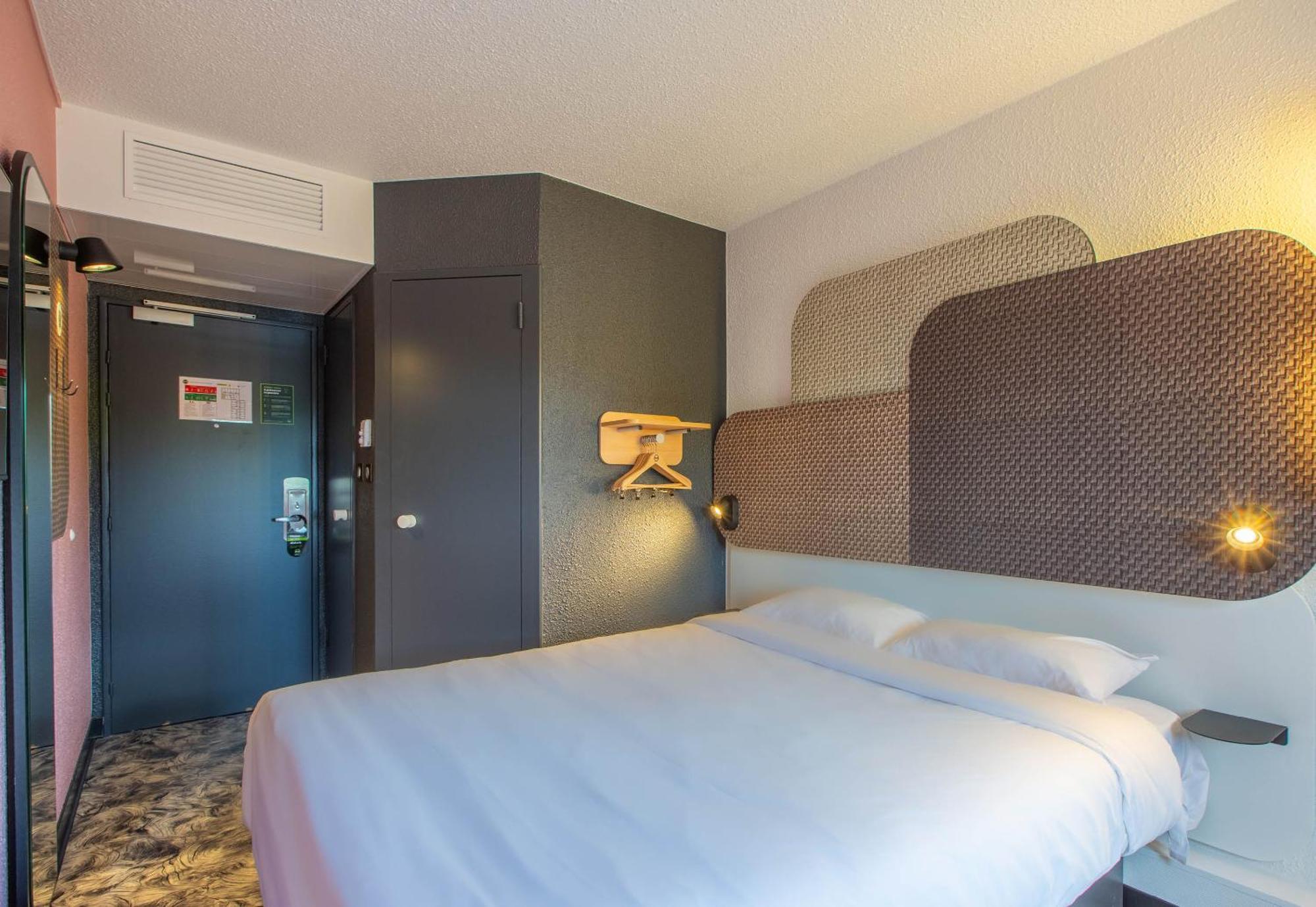 Chateauroux A20 L'occitane 2*