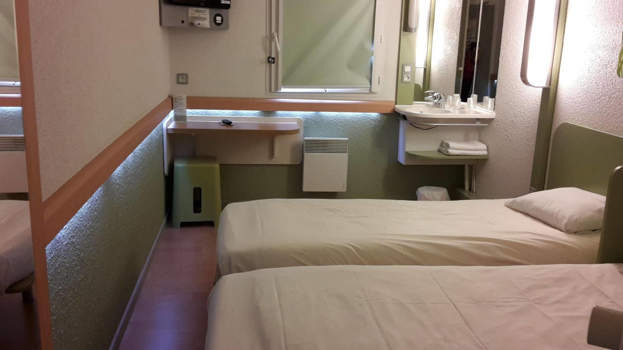 Chateauroux A20 L'occitane 2* Déols